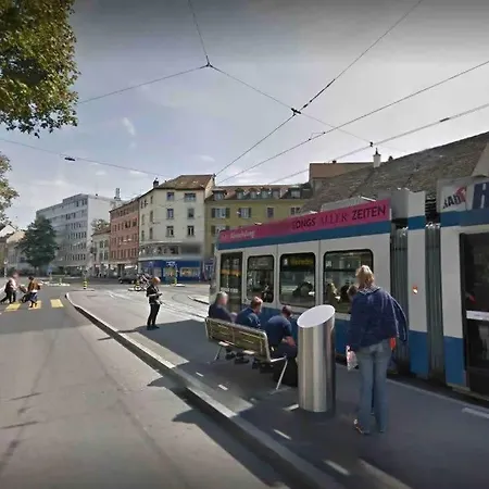 Kaya 1b Zurich